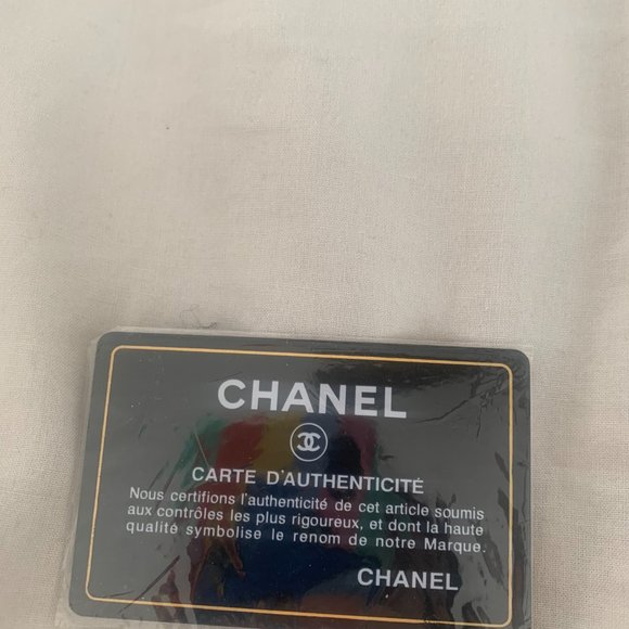 Chanel Boy Bag - Picture 5 of 10